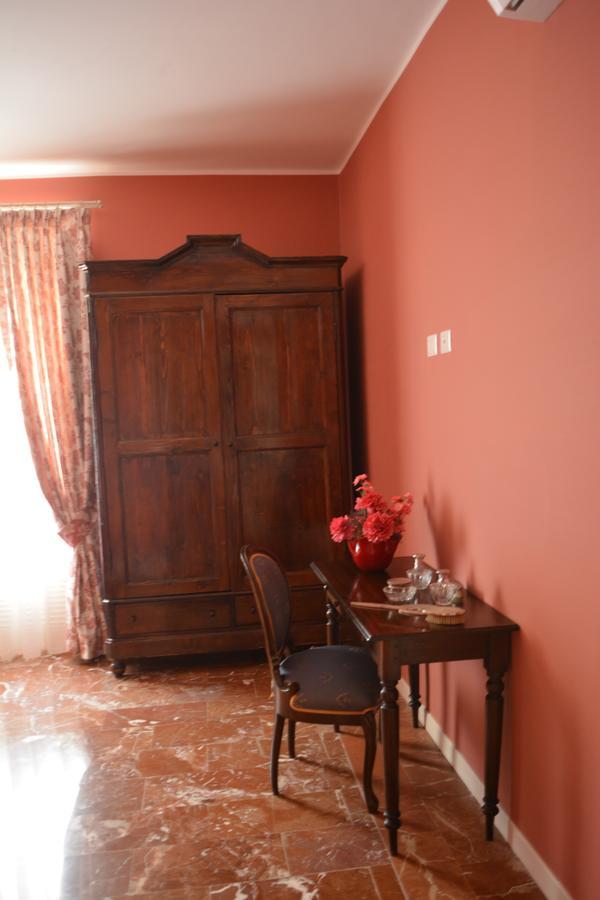 Allaportaccanto Bed & Breakfast カッシーノ エクステリア 写真