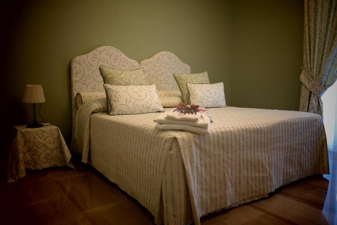 Allaportaccanto Bed & Breakfast カッシーノ エクステリア 写真